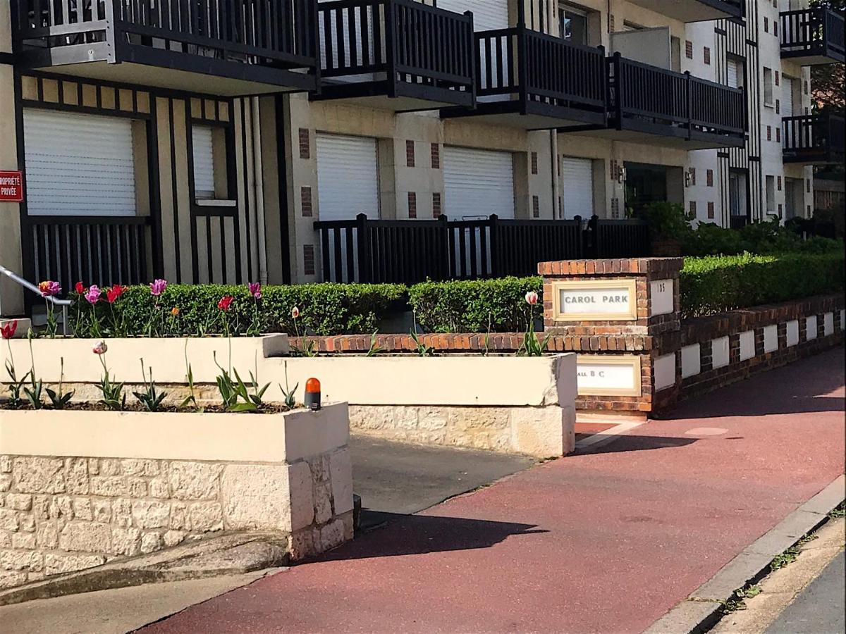 Appartement 3 Chambres Avec Roof Top A 5 Mn De La Plage Deauville Dış mekan fotoğraf