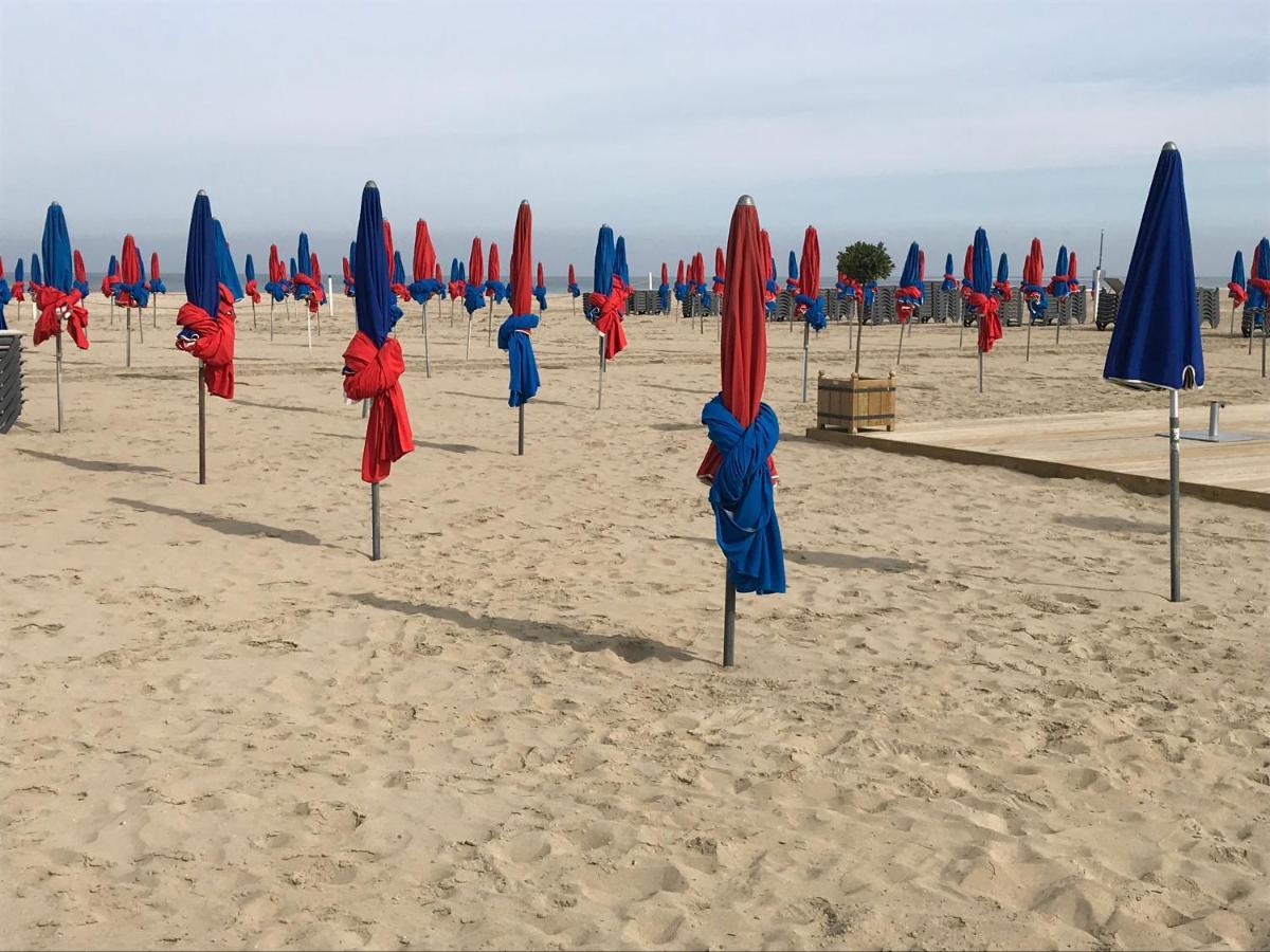 Appartement 3 Chambres Avec Roof Top A 5 Mn De La Plage Deauville Dış mekan fotoğraf